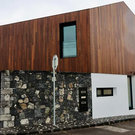 Oak Retreat House Lagoa (Azores)